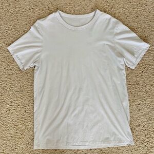 lululemon athletica fundamental T-shirt